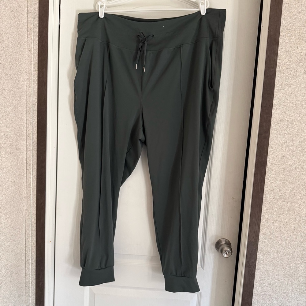 Women’s Army Green Jogger Pants